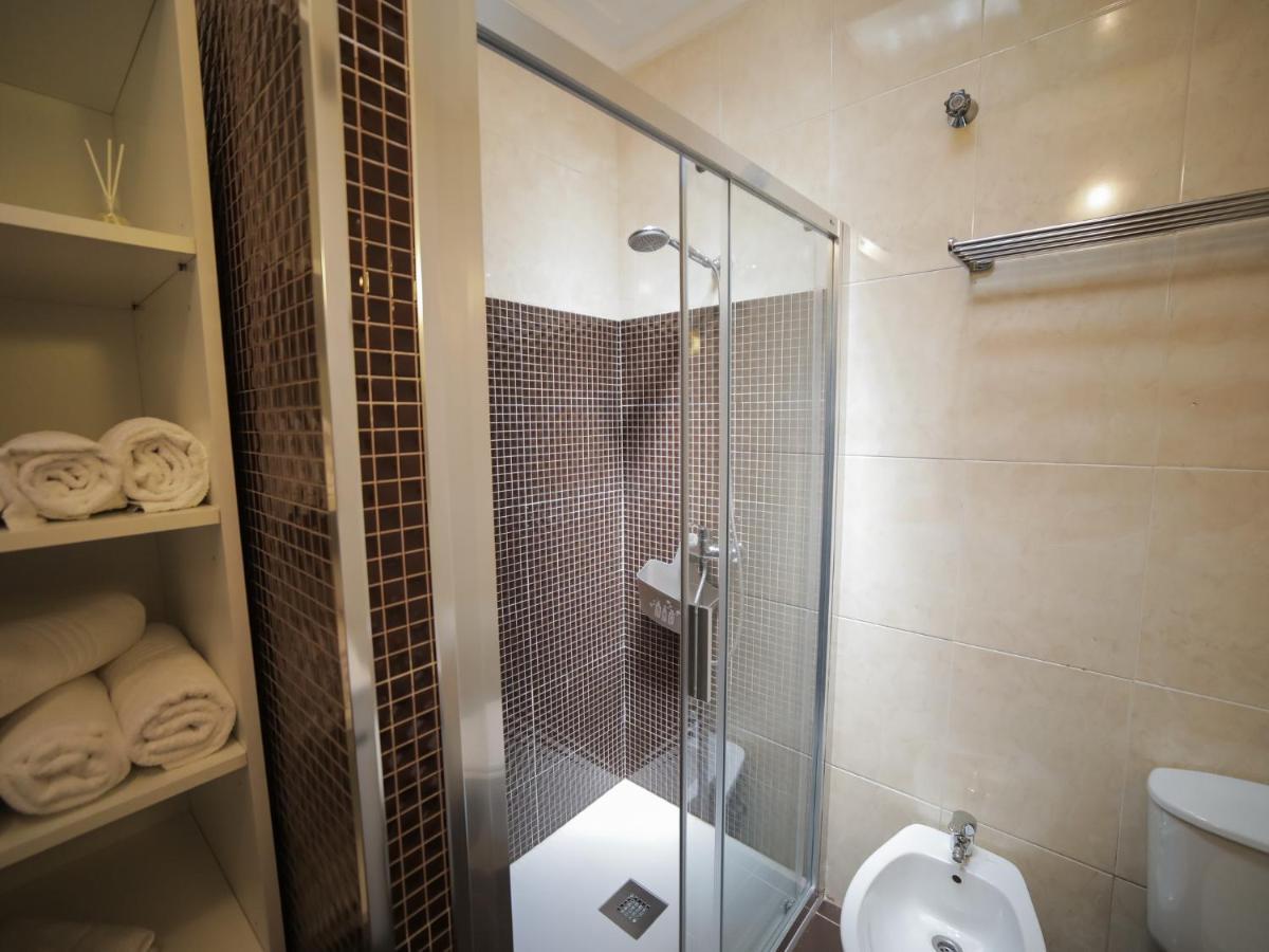 Апартаменты Oporto Guest Isac Garden W/ Parking Вила-Нова-ди-Гая Экстерьер фото